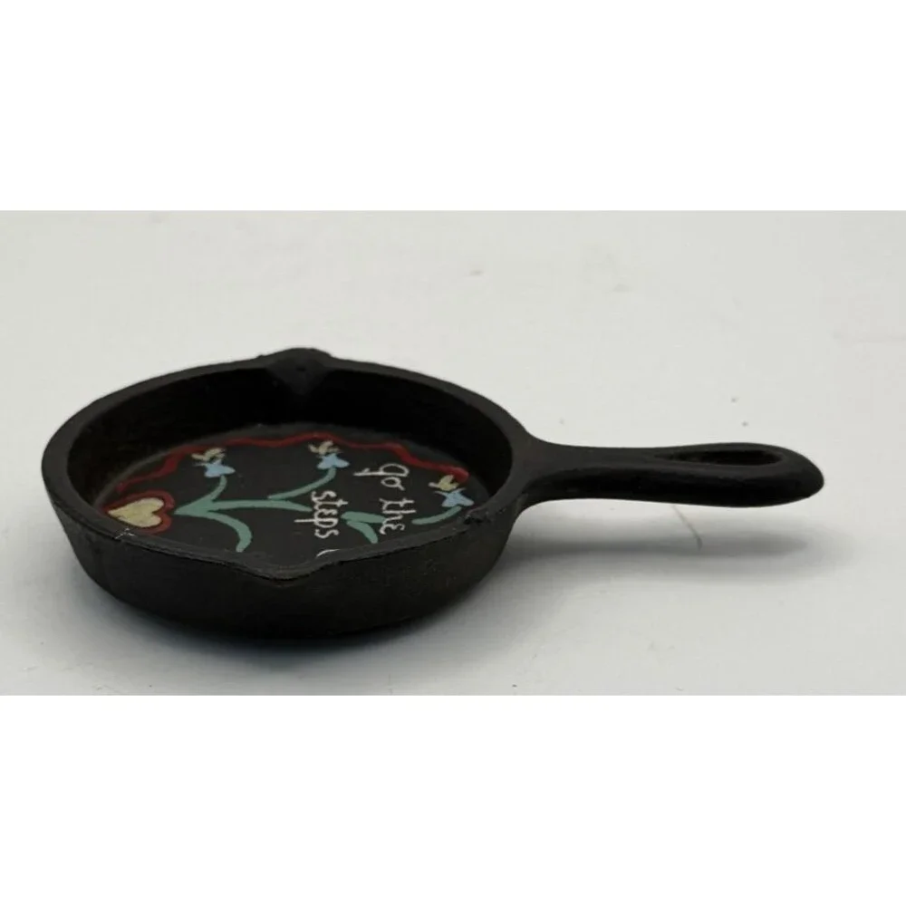 ✨ Vintage Mini Cast Iron Pan Skillet 